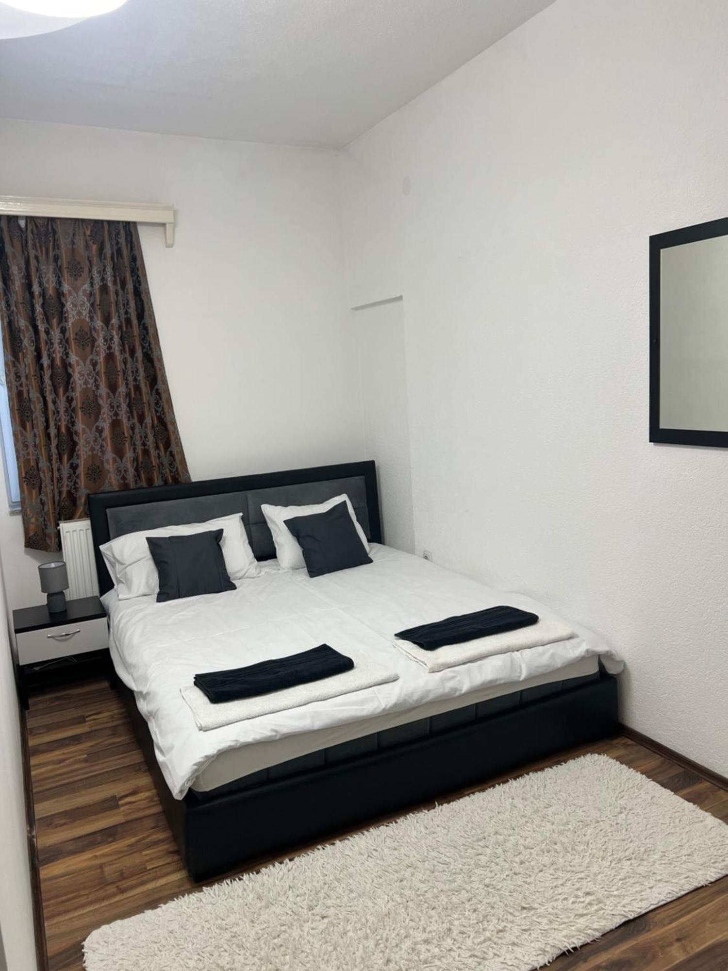 Guesthouse Vanilla เซียนิตซา ภายนอก รูปภาพ