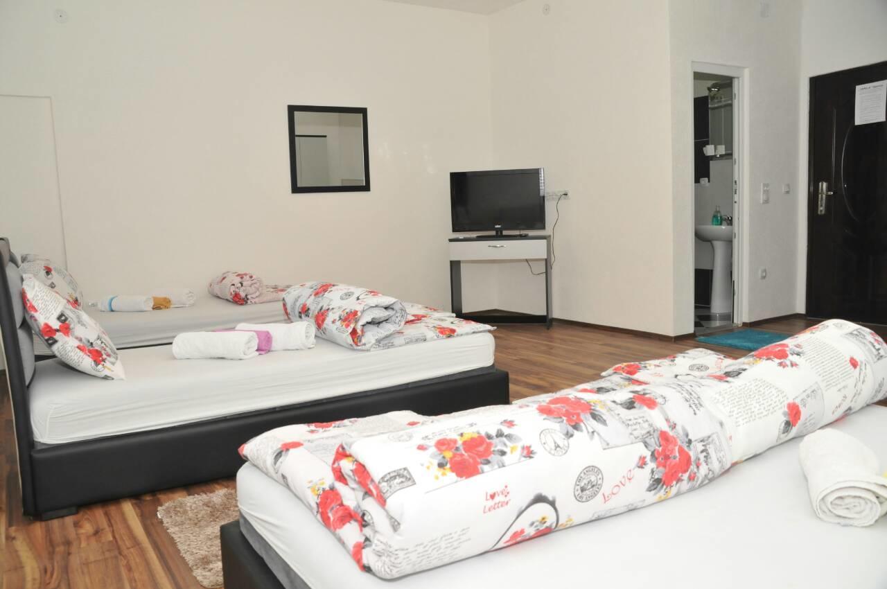 Guesthouse Vanilla เซียนิตซา ภายนอก รูปภาพ